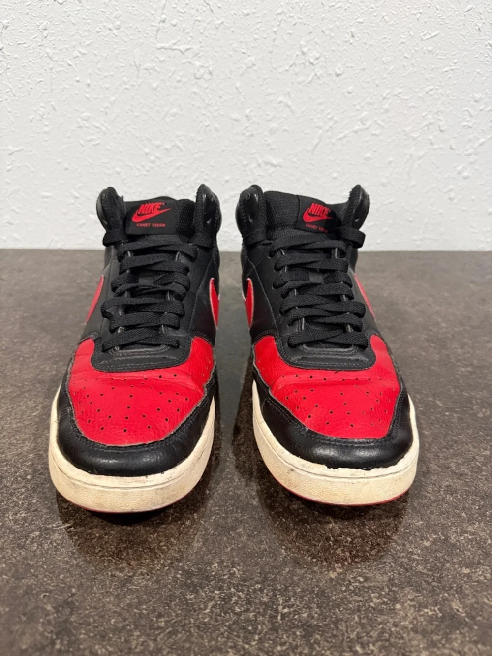 Nike Court Vision DM‎ 8682-001 Men’s Mid-Top Sneakers Size 9.5